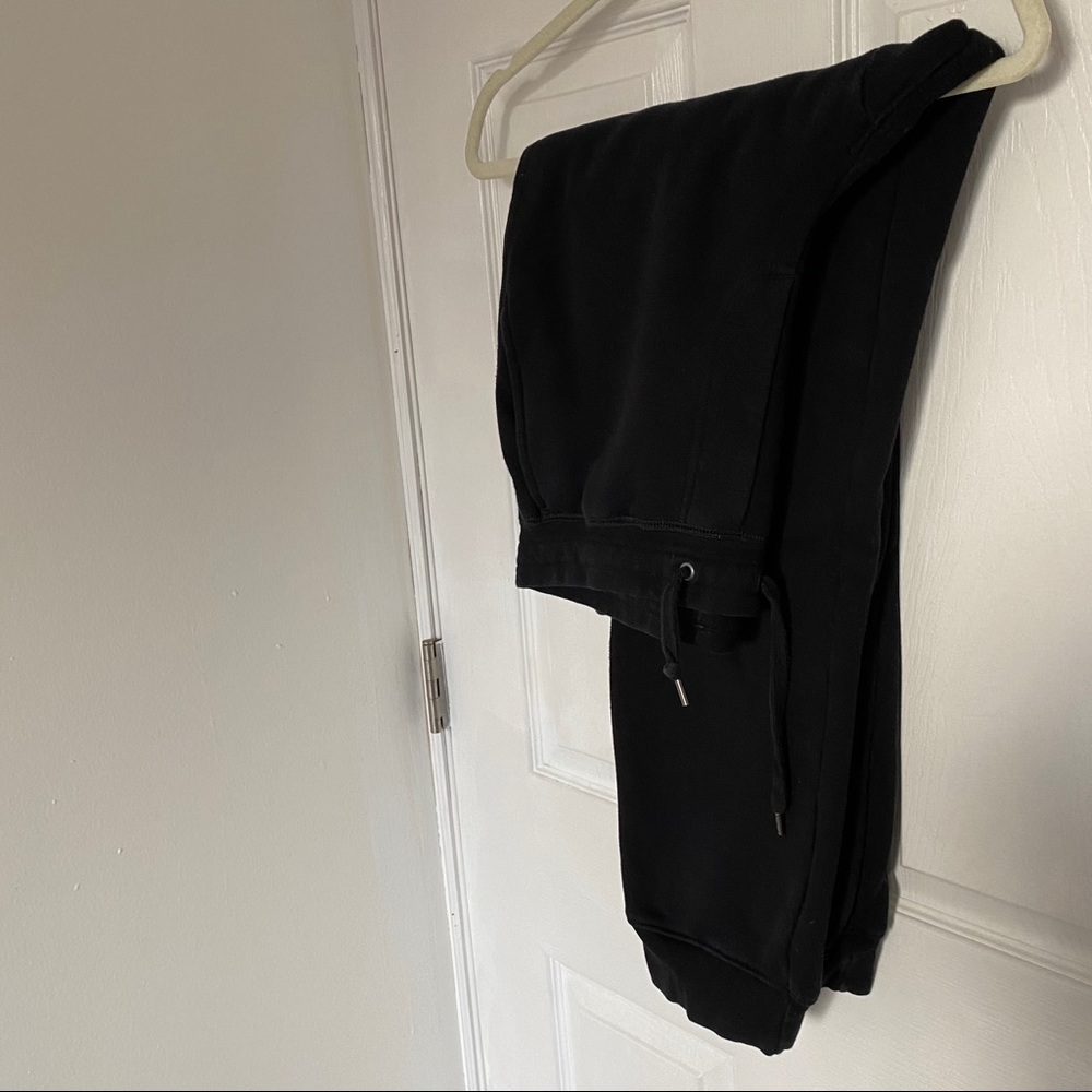 SOLD — Uniqlo Men’s Joggers